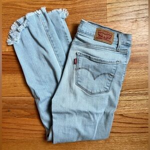 Levi’s 724 High Rise Straight